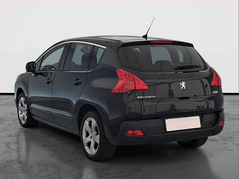 Peugeot 3008 (2012) 2.0 HDi, Navi, Tempomat - fotka 4 z 16