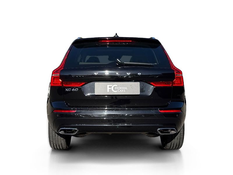 Volvo XC60 FWD B5/vzduch/4*klima/PANO/  - fotka 4 z 43