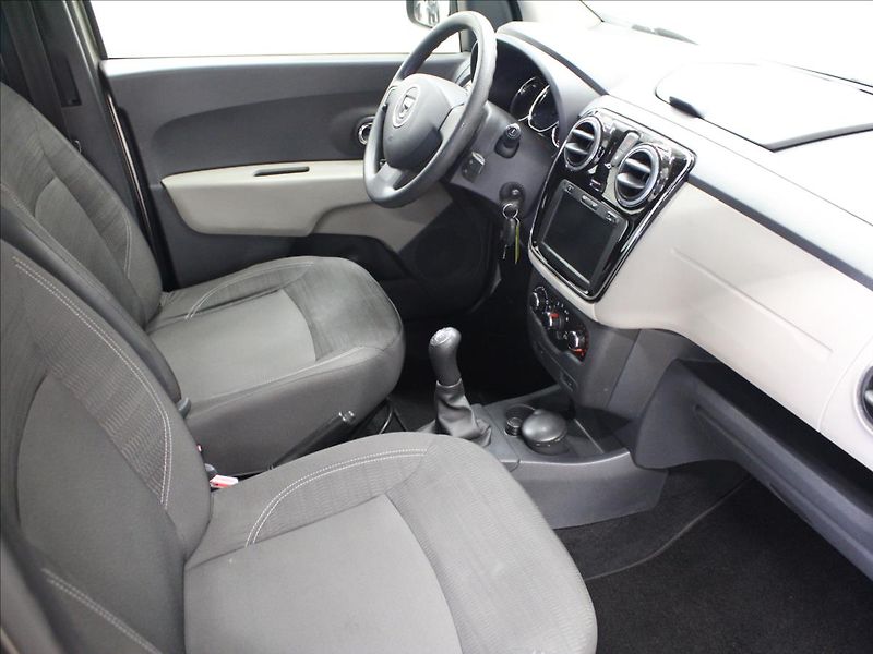 Dacia Lodgy 1,5 dCi Laureate 1.majitel - fotka 11 z 32