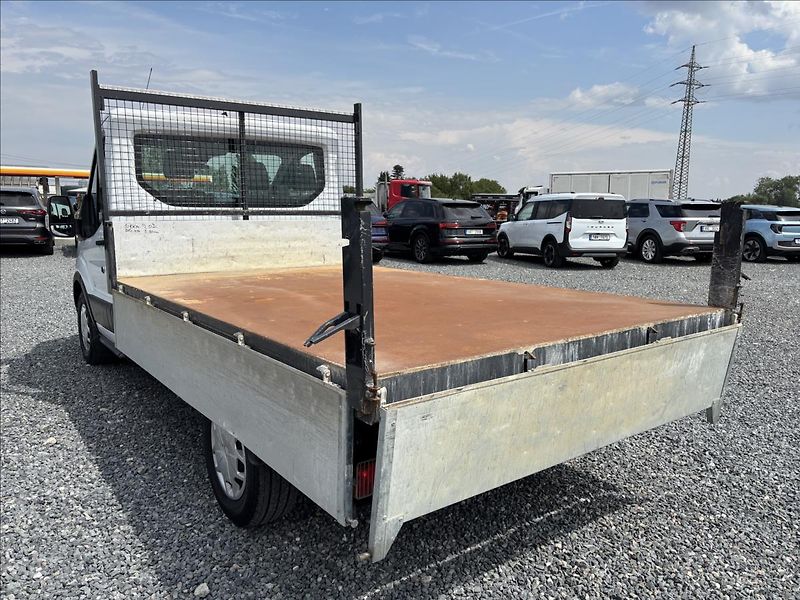 Ford Transit 2,0 96kW Třístranný Sklápěč - fotka 11 z 34