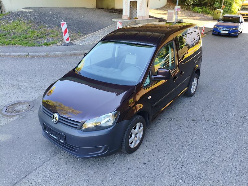 Volkswagen Caddy (2012) 1,2 TSI Trend 7 míst - fotka 11 z 30