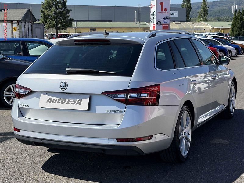 Škoda Superb (2016) 1.4 TSI, DSG, STK3/28 - fotka 4 z 19
