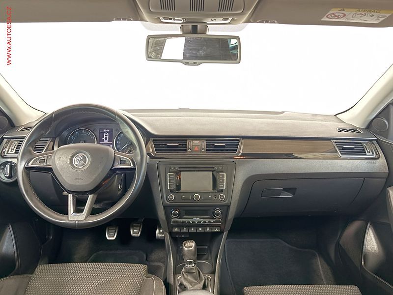Škoda Rapid (2014) 1.2 TSi, Style, xenon, panor - fotka 8 z 16