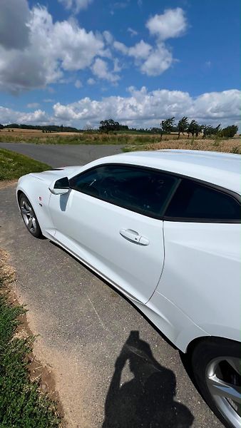 Chevrolet Camaro (2017) 6,2 V8 Nové v ČR 1maj. odp.DPH - fotka 14 z 31