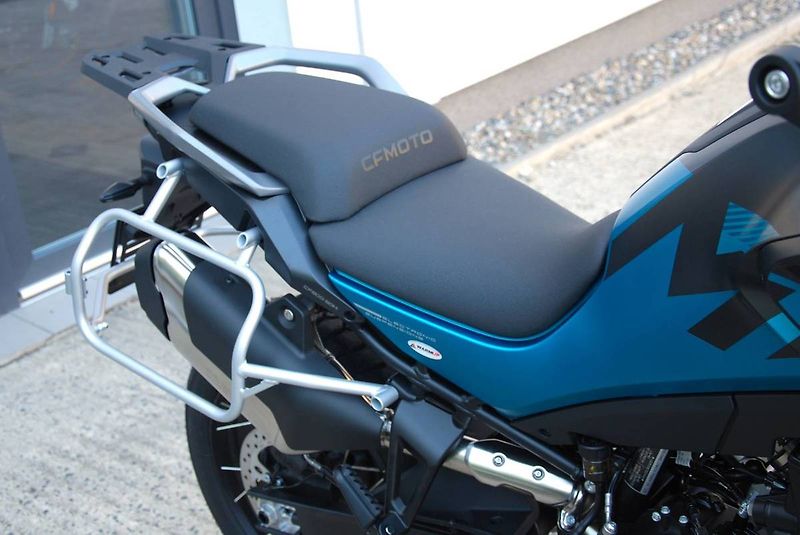 CFMOTO 800 MT (2026) 800MT - ES Explore BLUE - fotka 14 z 24