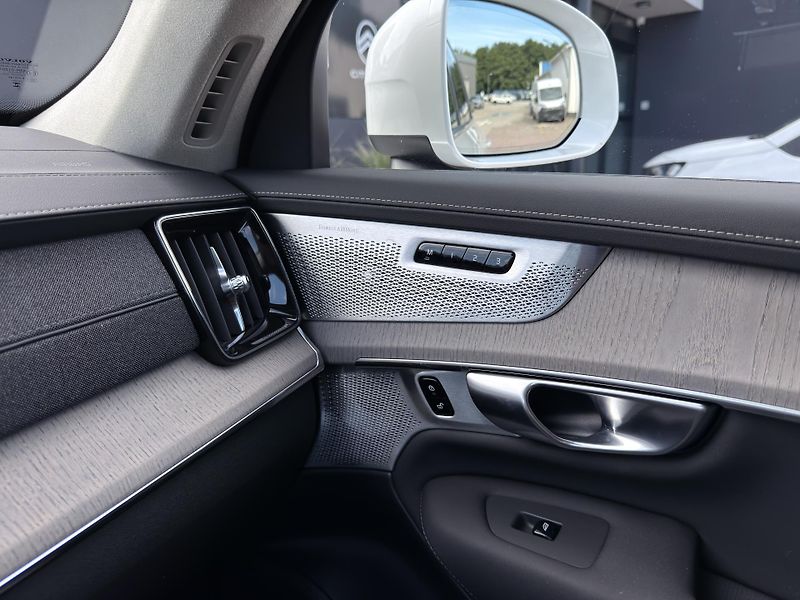 Volvo XC90 B5 AWD ULTRA BRIGHT // +kola  - fotka 27 z 59