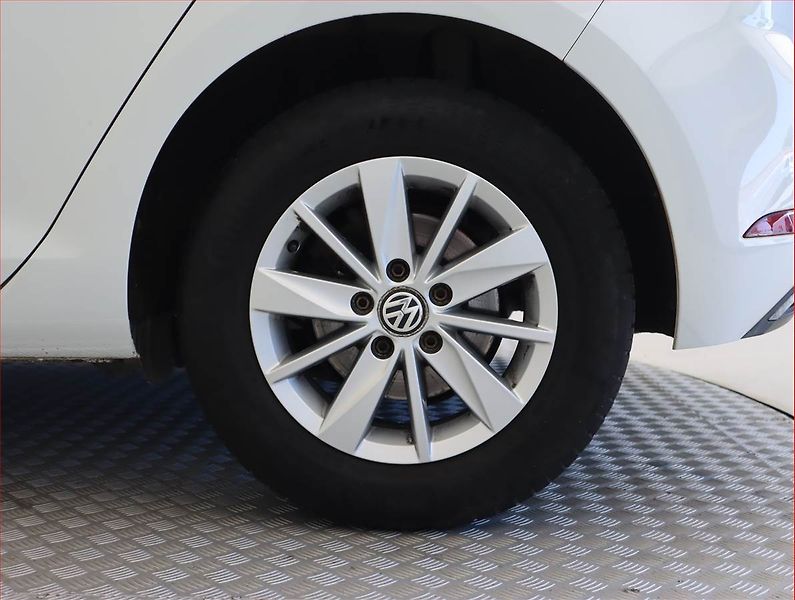 Volkswagen Golf (2018) Comfortline 1.0 TSI, Tempomat - fotka 15 z 21