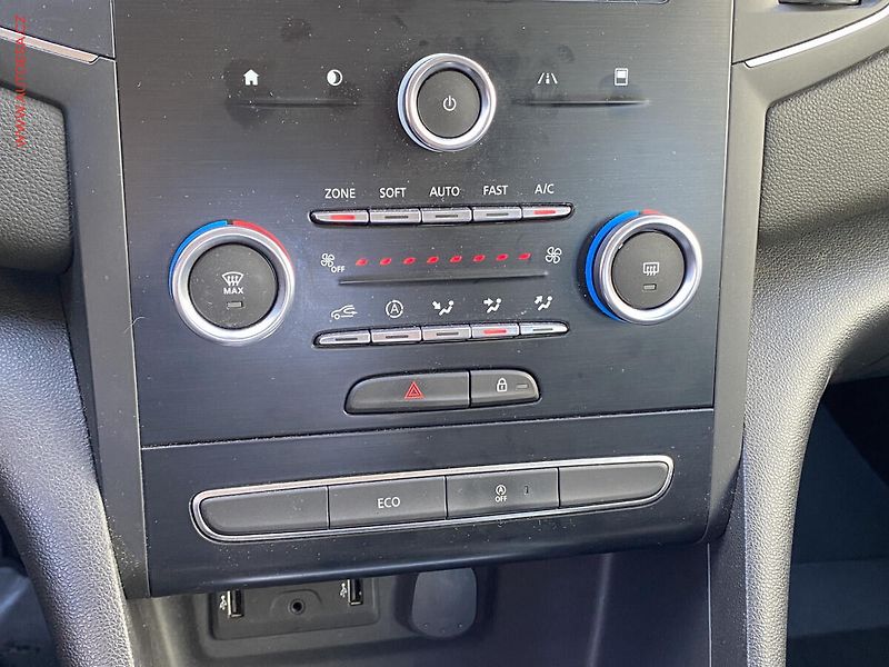 Renault Mégane (2016) 1.2TCe, ČR, LED, navi - fotka 15 z 17