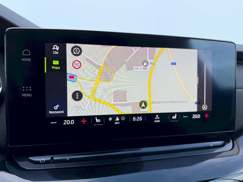 Škoda Octavia (2023) 2.0 TDI 110kW SportLine Manuál - fotka 16 z 35