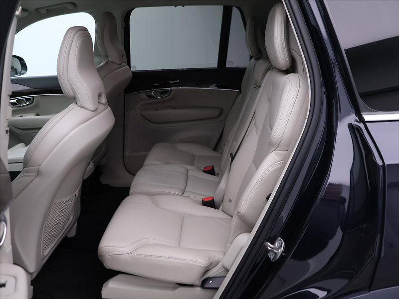 Volvo XC90 2,0 D5 177kW AWD CZ Inscriptio - fotka 14 z 36