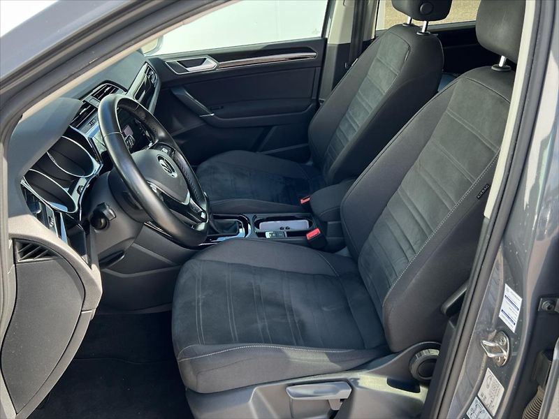 Volkswagen Touran 2,0 TDi 110kW 7DSG HIGHLINE  R - fotka 11 z 25