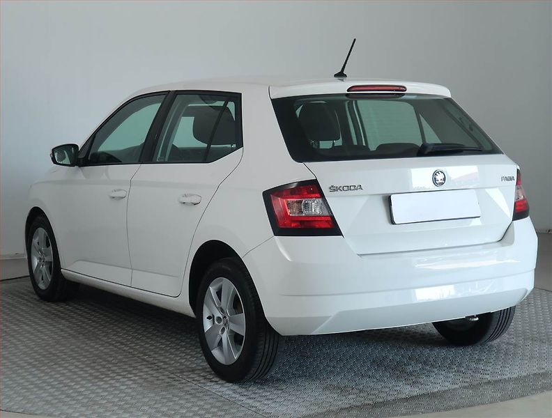 Škoda Fabia (2018) Ambition 1.0 - fotka 4 z 15