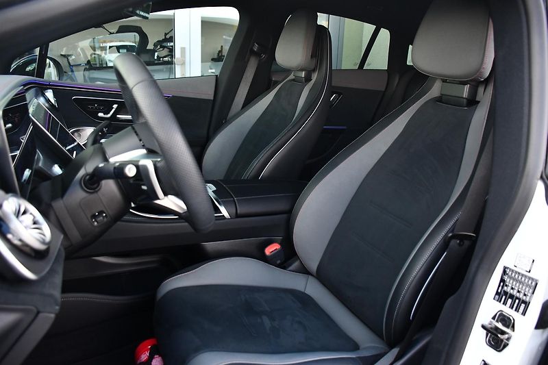 Mercedes-Benz EQE 350 AMG PREMIUM 4MATIC 1M  - fotka 14 z 38
