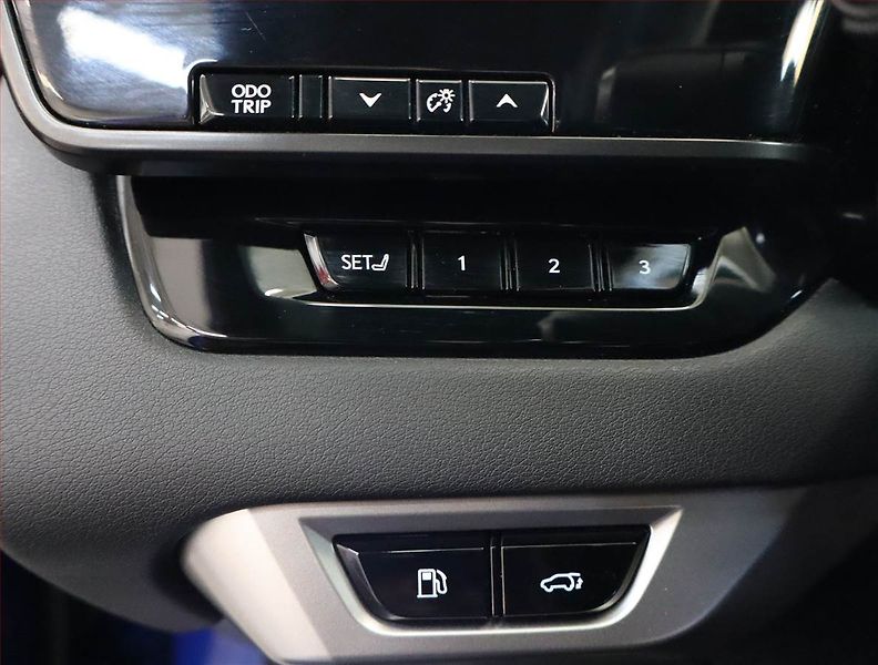 Lexus RX 400h (2024) 500h - fotka 23 z 27