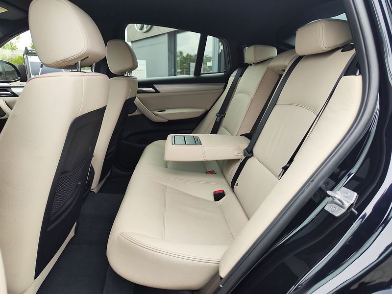 BMW X4 30d/190kW xDrive M-Paket AT - fotka 13 z 35