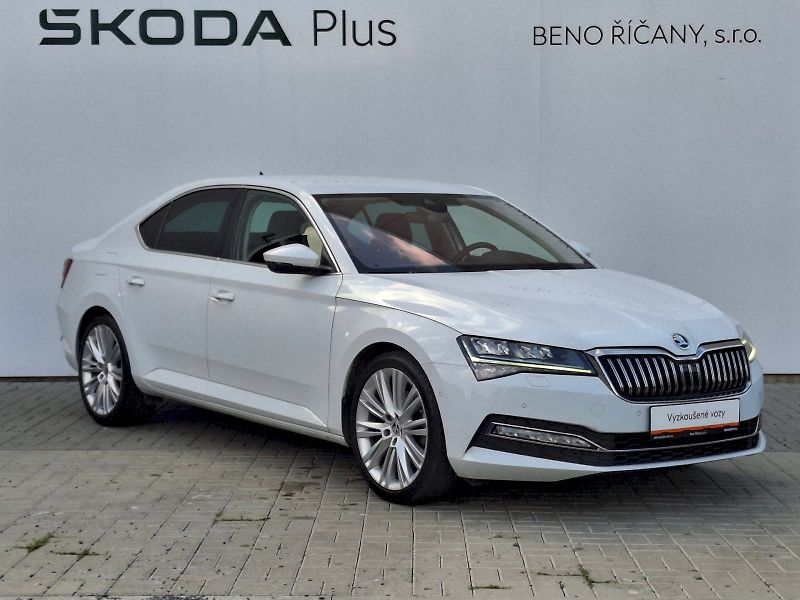 Škoda Superb (2023) Style DSG 1,5TSi 110kW - fotka 9 z 35