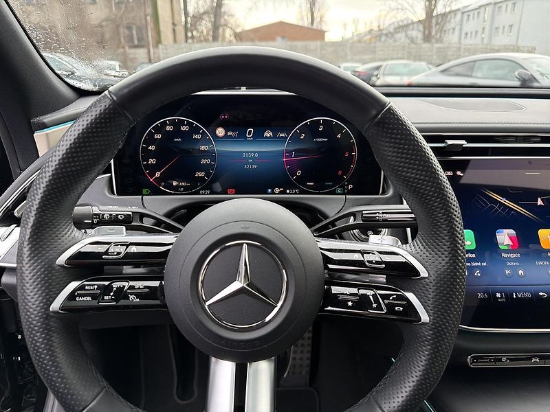 Mercedes-Benz Třídy E E 450d Kombi AMG Style - fotka 10 z 18