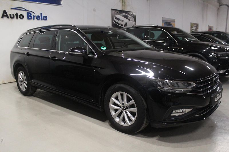 Volkswagen Passat (2023) 110kW, Tažné, Nezávislé topení - fotka 3 z 34