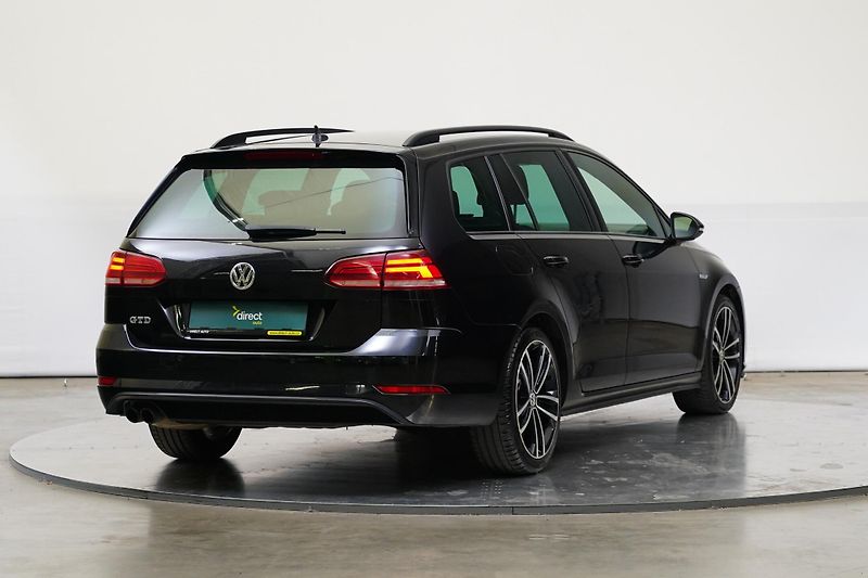 Volkswagen Golf - fotka 2 z 27