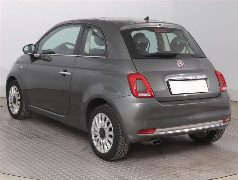 Fiat 500 (2016) 1.2, Serv.kniha, Pan. střecha - fotka 4 z 13