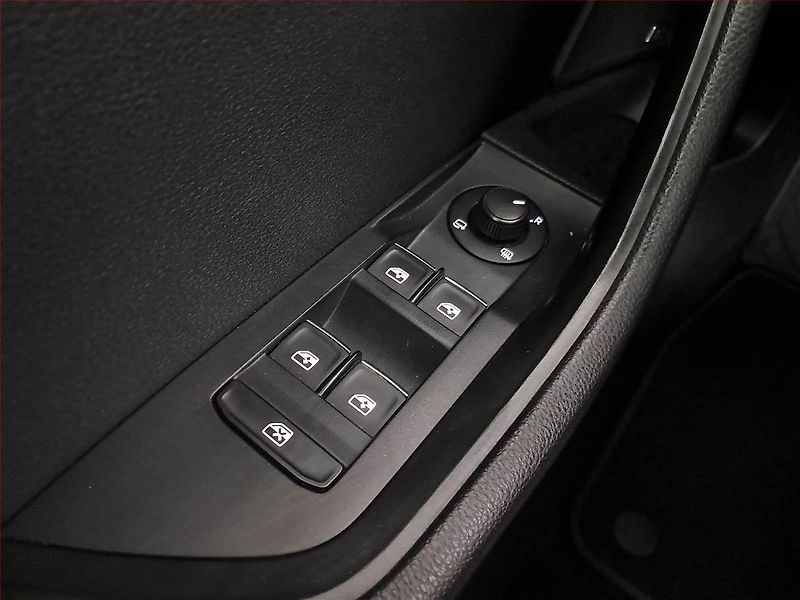 Škoda Superb (2016) Style 2.0 TDI, Automat, Kůže - fotka 20 z 20