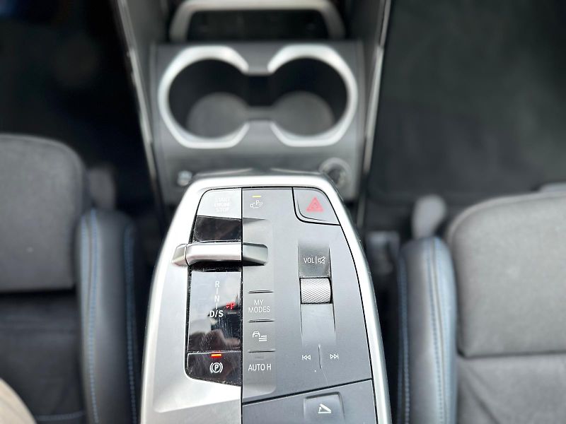BMW X1 20D xDrive  - fotka 15 z 17