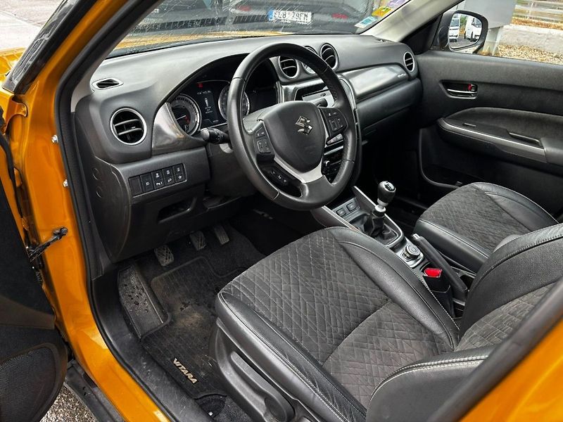 Suzuki Vitara 4x4 Elegance 1,4 BoosterJet - fotka 10 z 14