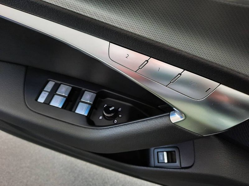 Audi A6 (2022) Avant 50 TDI quattro (210kW/28 - fotka 21 z 25