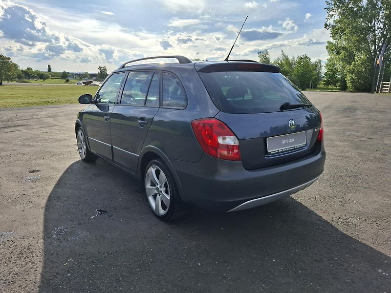 Škoda Fabia (2010) II kombi SCOUT 1.2TSi 77kW - fotka 6 z 19