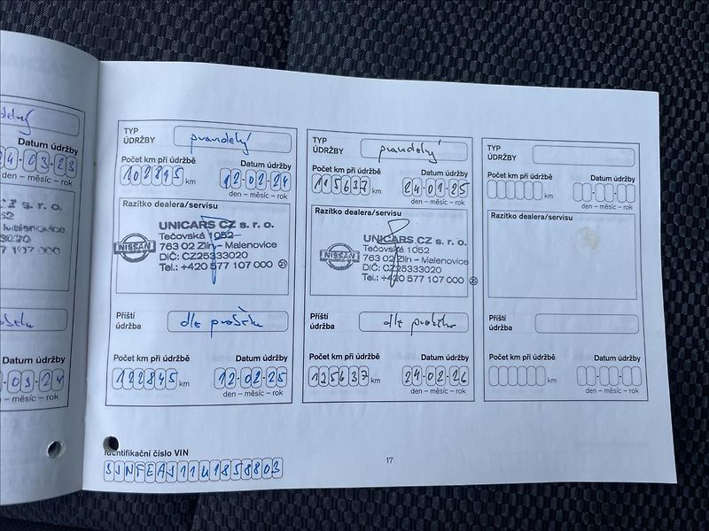 Nissan Qashqai 1,2 DIG-T  Acenta - fotka 15 z 15