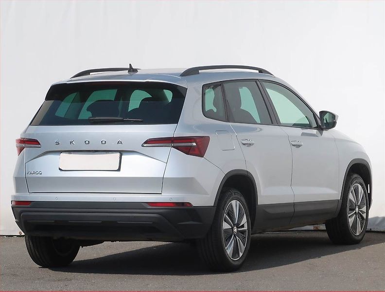 Škoda Karoq (2023) 1.5 TSI, digi klima - fotka 5 z 23