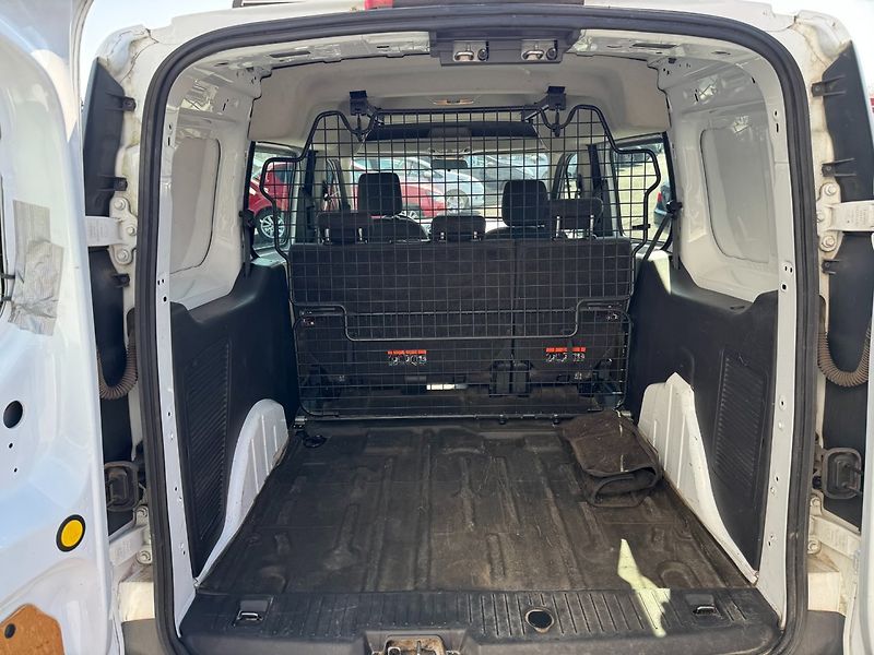 Mazda 6 (2014) Sport Combi 2.0i Attraction - fotka 20 z 36