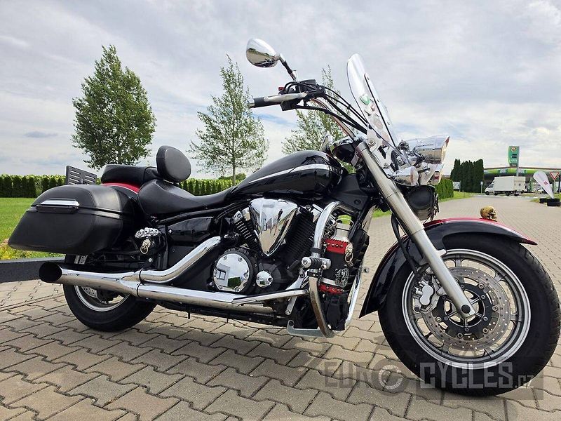 Yamaha XVS 1300 A Midnight Star (2013) - fotka 1 z 14
