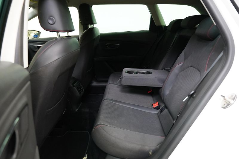 Seat Leon - fotka 26 z 28