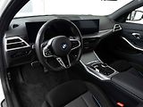 BMW Řada 3 330i xDrive Touring - náhled 11