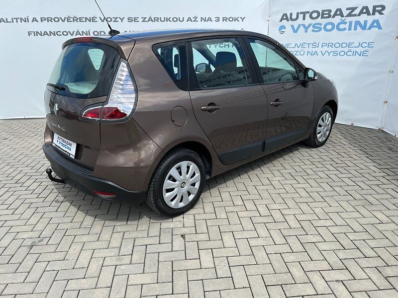 Renault Scénic (2012) 1.6i 16V 81kW Klima! Tažné! - fotka 4 z 28