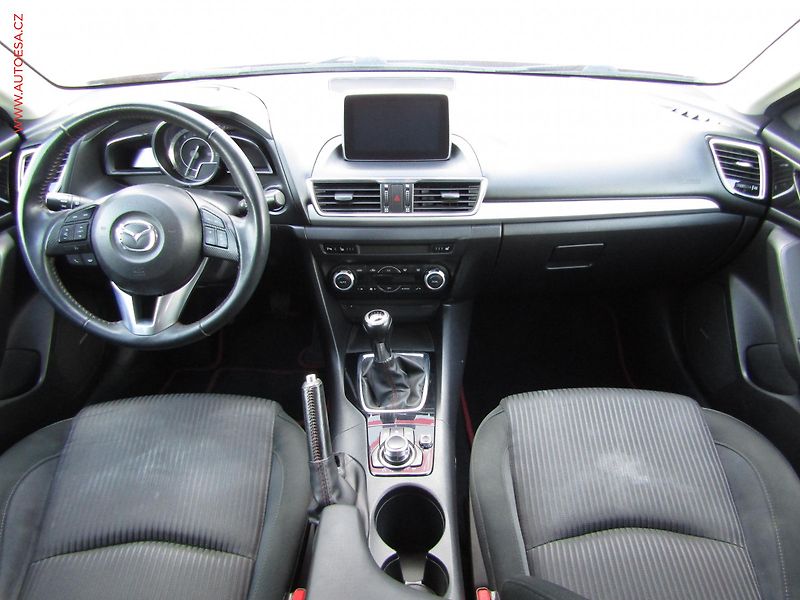 Mazda 3 (2015) 2.0 i, AC, xenon, navi - fotka 8 z 21