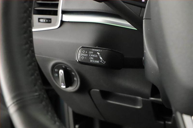 Škoda Karoq (2019) 1.5 TSI - fotka 12 z 20