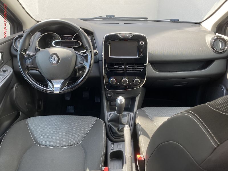 Renault Clio (2013) 1.5 dCi, AC, navi - fotka 8 z 15