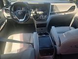 Toyota Sienna (2019) XLE 8-PASSENGER - náhled 8