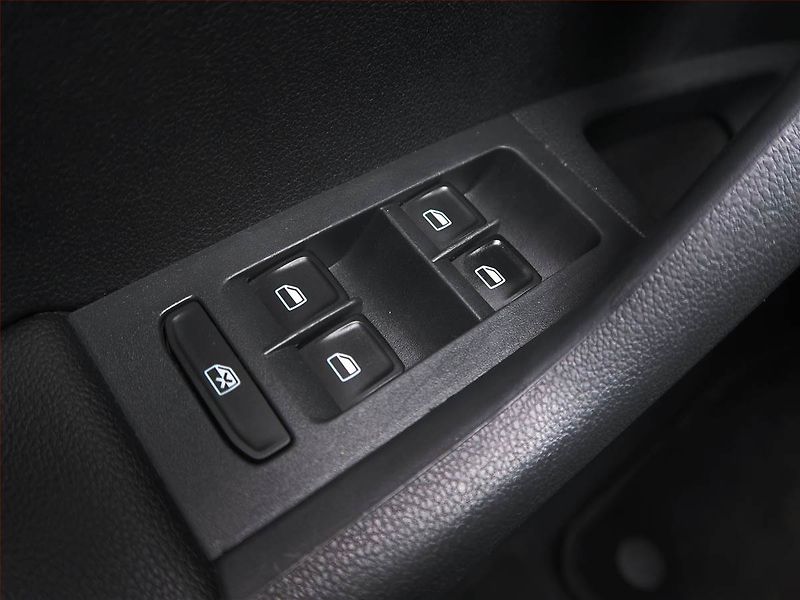 Škoda Octavia (2014) Style Plus 1.6 TDI, Automat - fotka 16 z 16