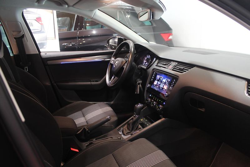 Škoda Octavia (2017) 1.4TSI DSG 110kW STYLE LED  - fotka 22 z 38