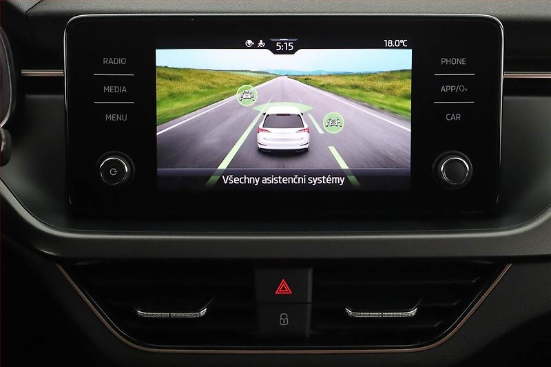Škoda Scala (2023) Style 1.0 TSI, ČR,1.maj - fotka 12 z 15