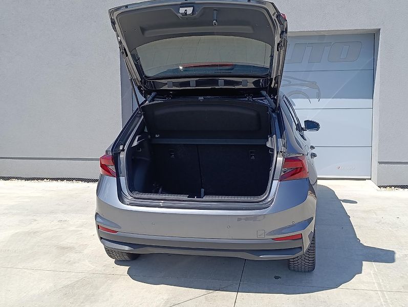 Škoda Fabia 1.0TSI DSG STYLE+ ČR 1.MAJITEL - fotka 9 z 33