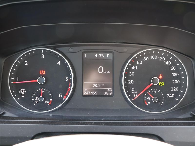Volkswagen Caravelle 2,0 TDI 150kW DSG 8Míst Comfor - fotka 14 z 26