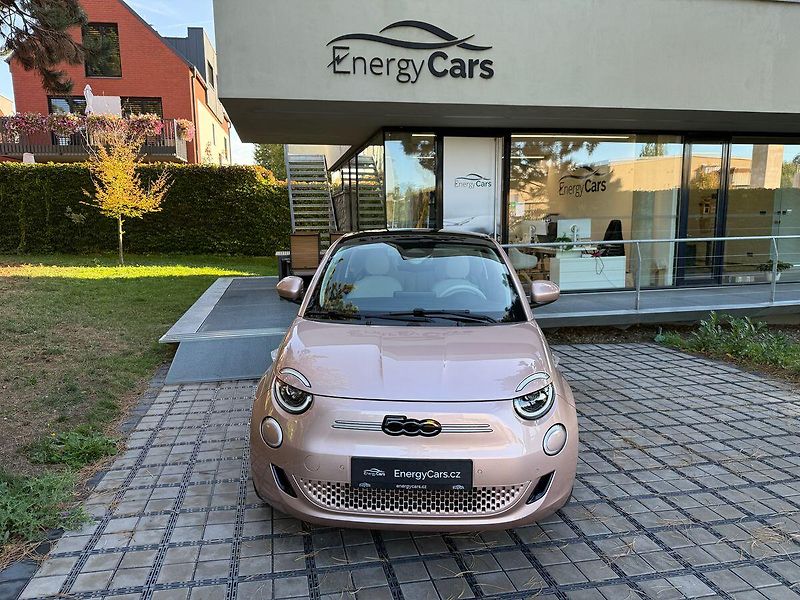 Fiat 500 LaPrima 42 kWh JBL Panorama - fotka 2 z 37