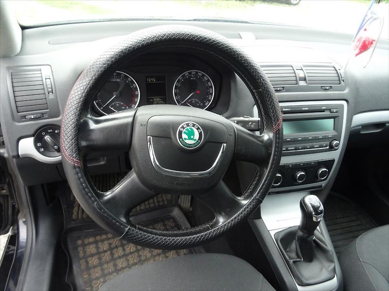Škoda Octavia 1,6 TDI 77 kW - fotka 19 z 23