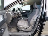 Volvo XC40 2.0 B4 AWD 145kW - náhled 11
