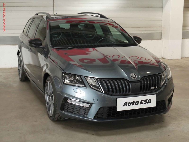 Škoda Octavia (2019) 2.0 TSi, RS245, TZ, LED, navi - fotografie inzerátu