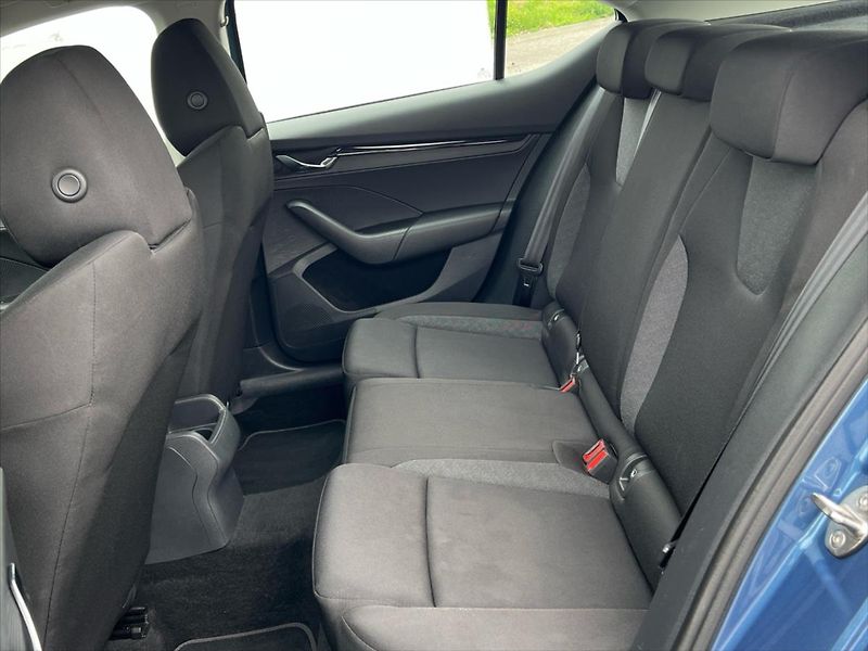 Škoda Octavia 1,5 TSi 110kW ACTIVE PLUS  IV. - fotka 13 z 23